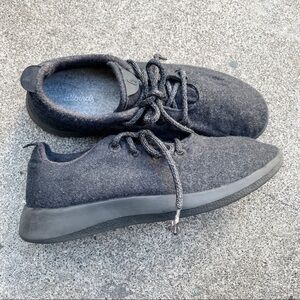 Allbirds | charcoal men’s sneakers
